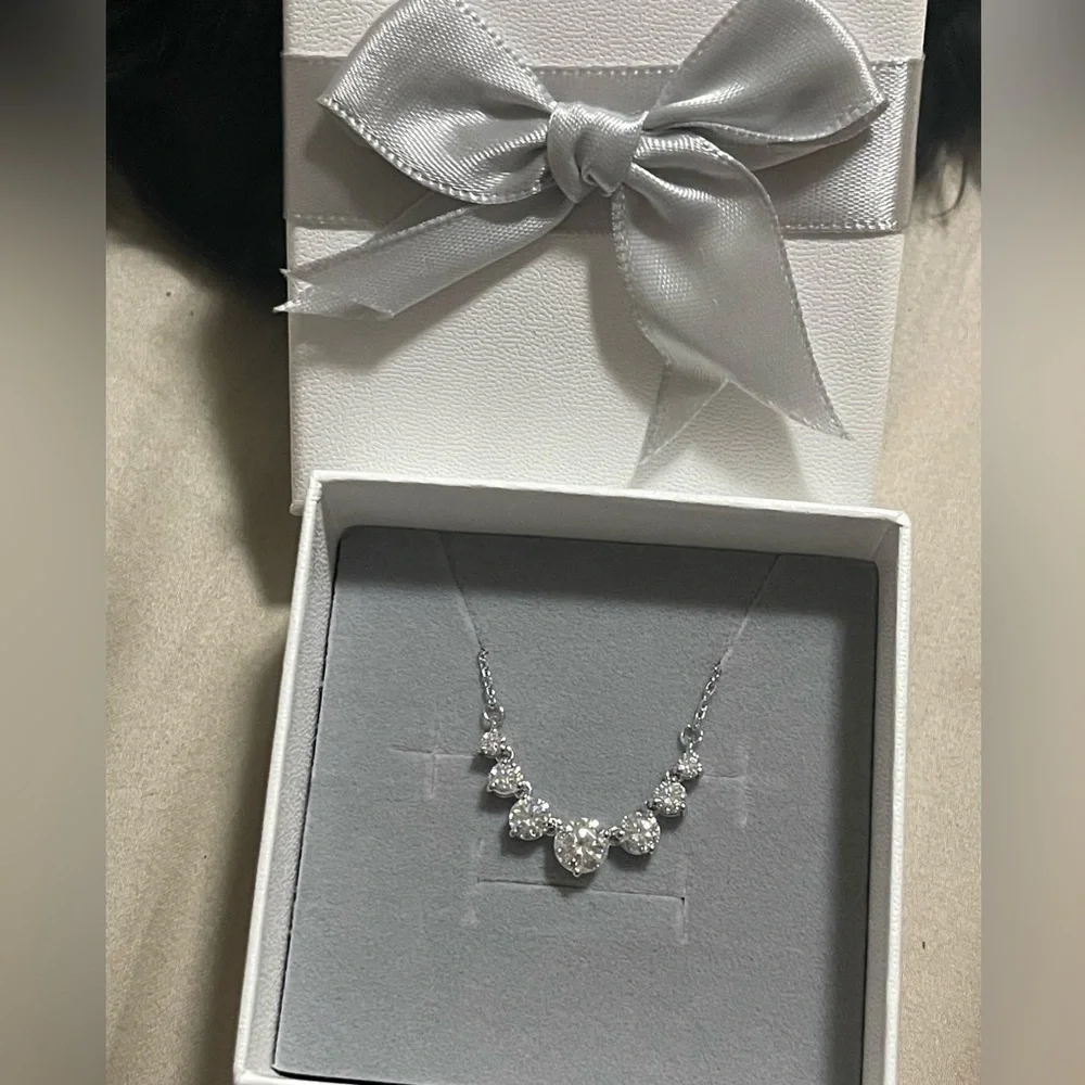 2.8ct Moissanite Necklace